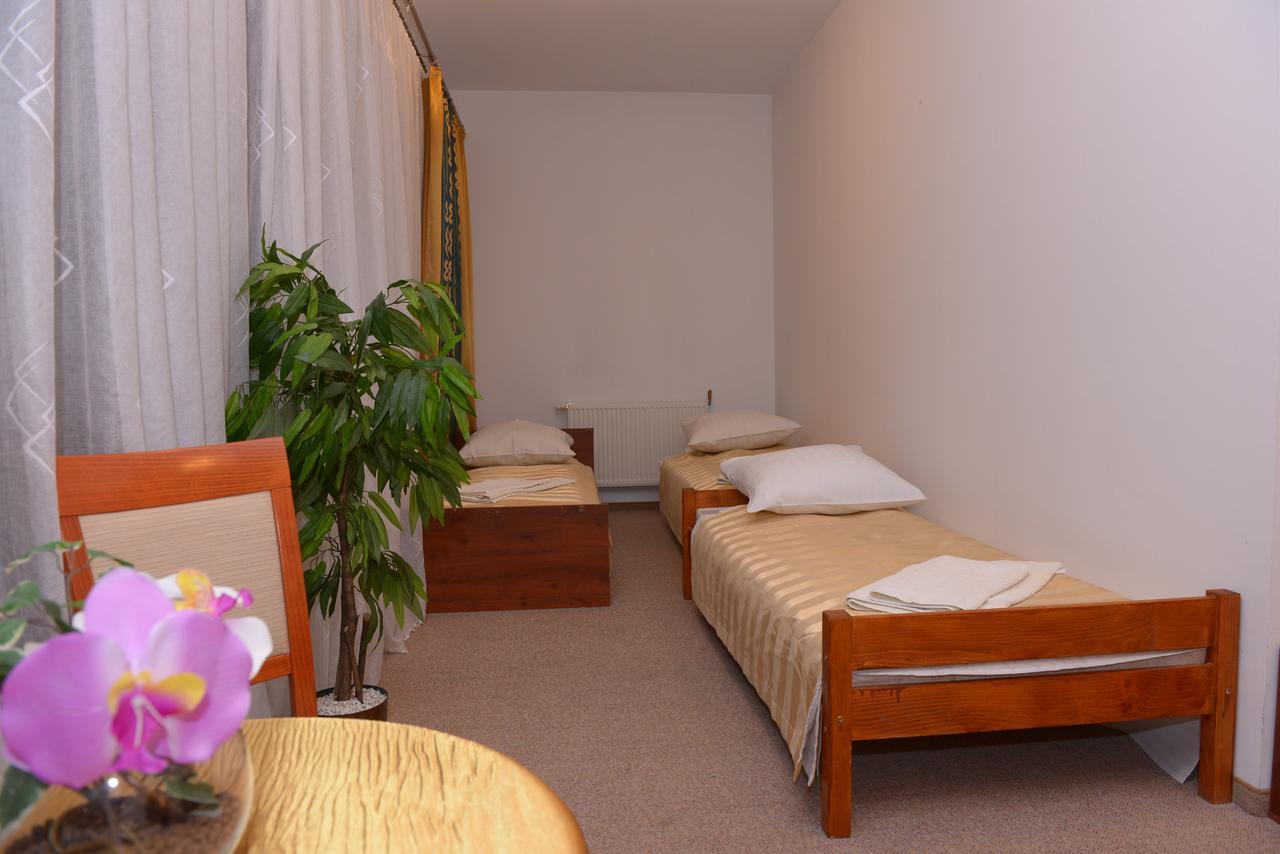 Hotel Pod Debami Terespol Luaran gambar