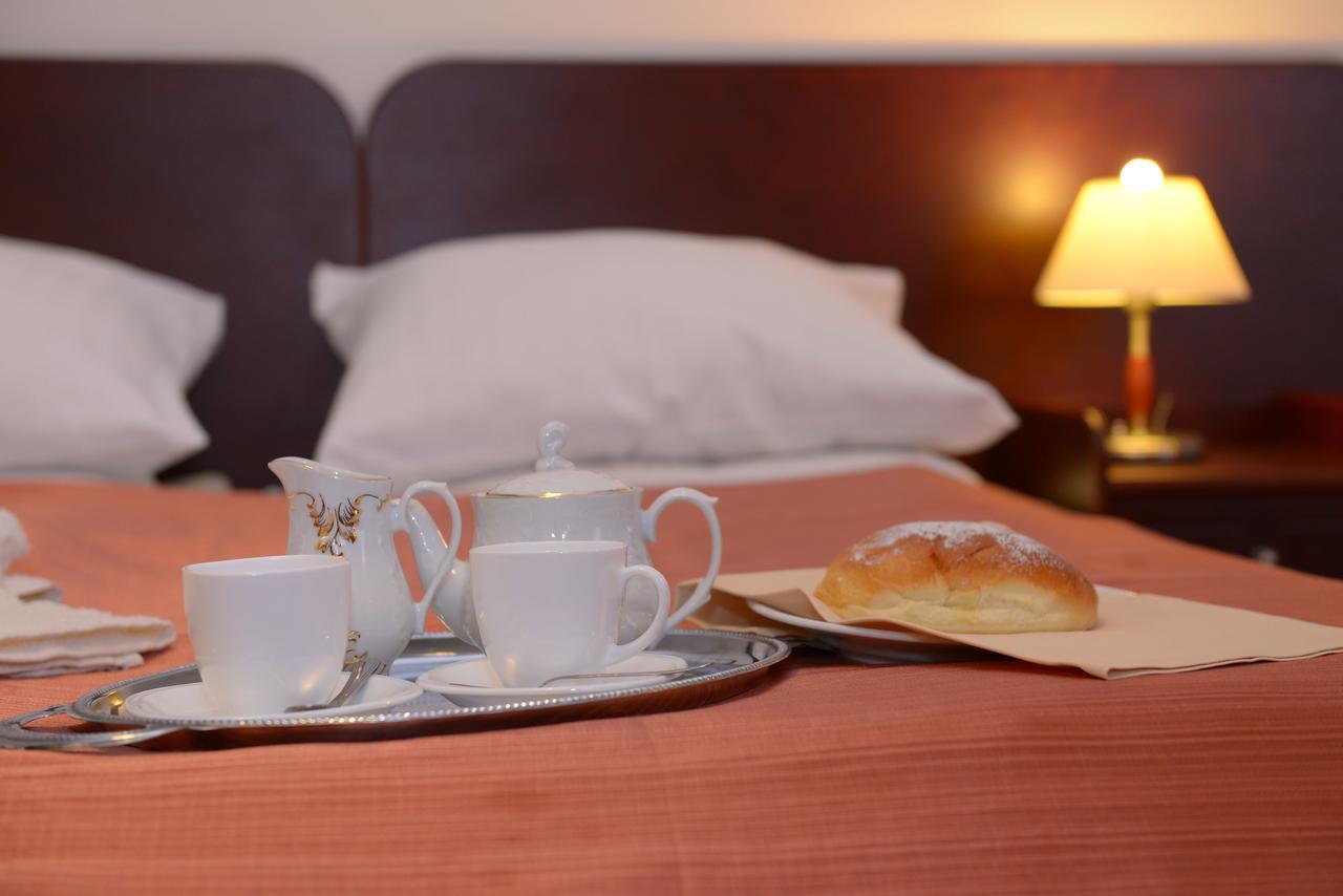 Hotel Pod Debami Terespol Luaran gambar