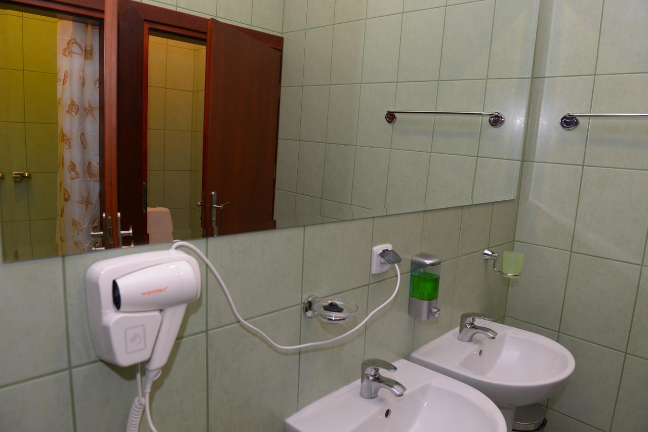 Hotel Pod Debami Terespol Luaran gambar